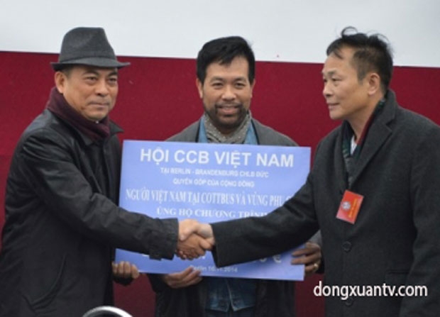 Hội CCB Việt nam  Berlin-Brandenburg tổ chức quyên góp ủng hộ ngư dân bám biển bảo vệ Tổ quốc.